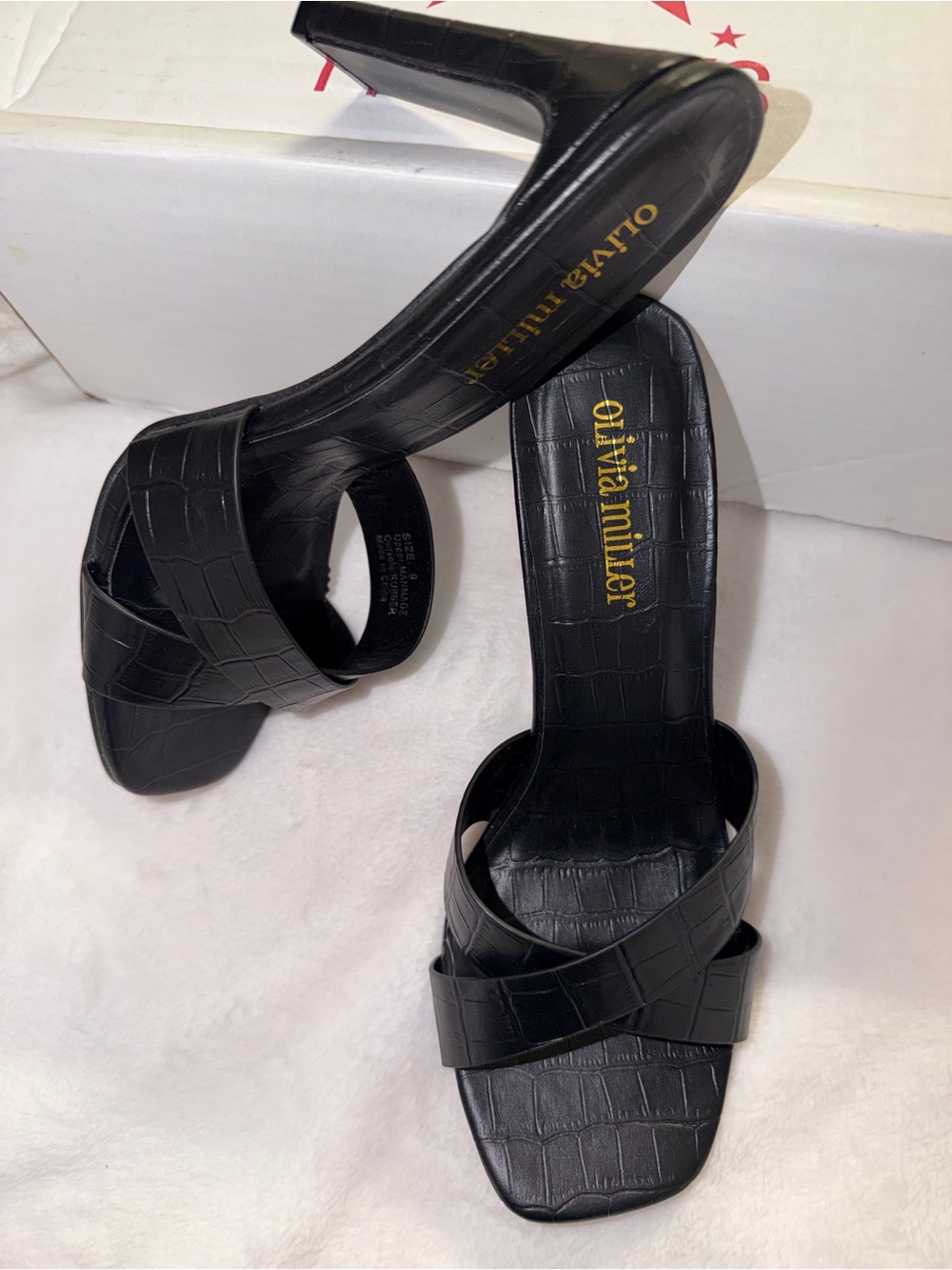 Olivia Miller Women’s Size 9 Black Croc Embossed Cross Strap Heeled Sandals - Picture 2 of 8